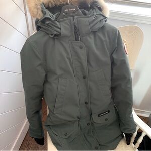 Canada Goose Trillium Parka teal with fur hood 2XS